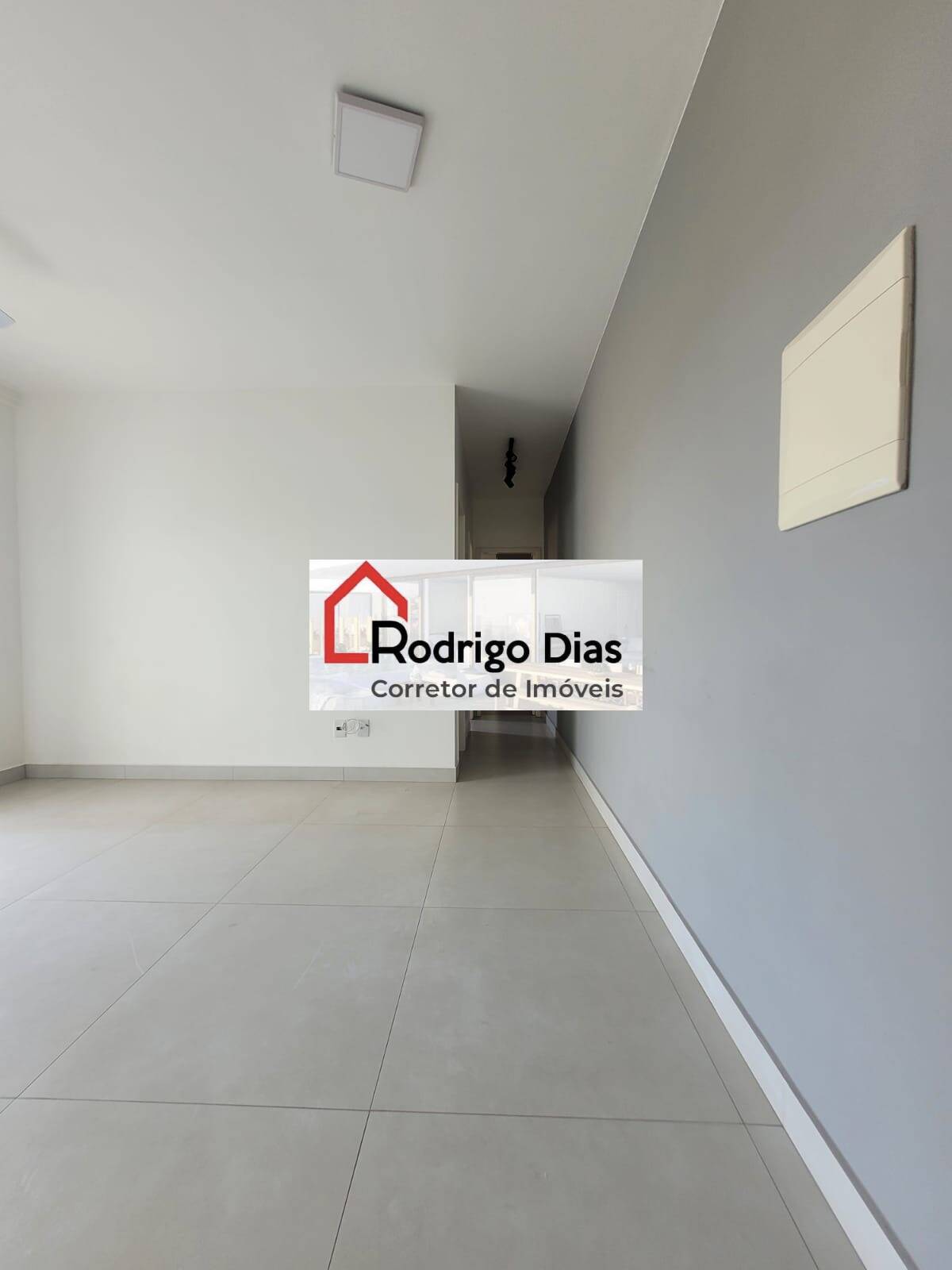 Apartamento à venda com 2 quartos, 60m² - Foto 15