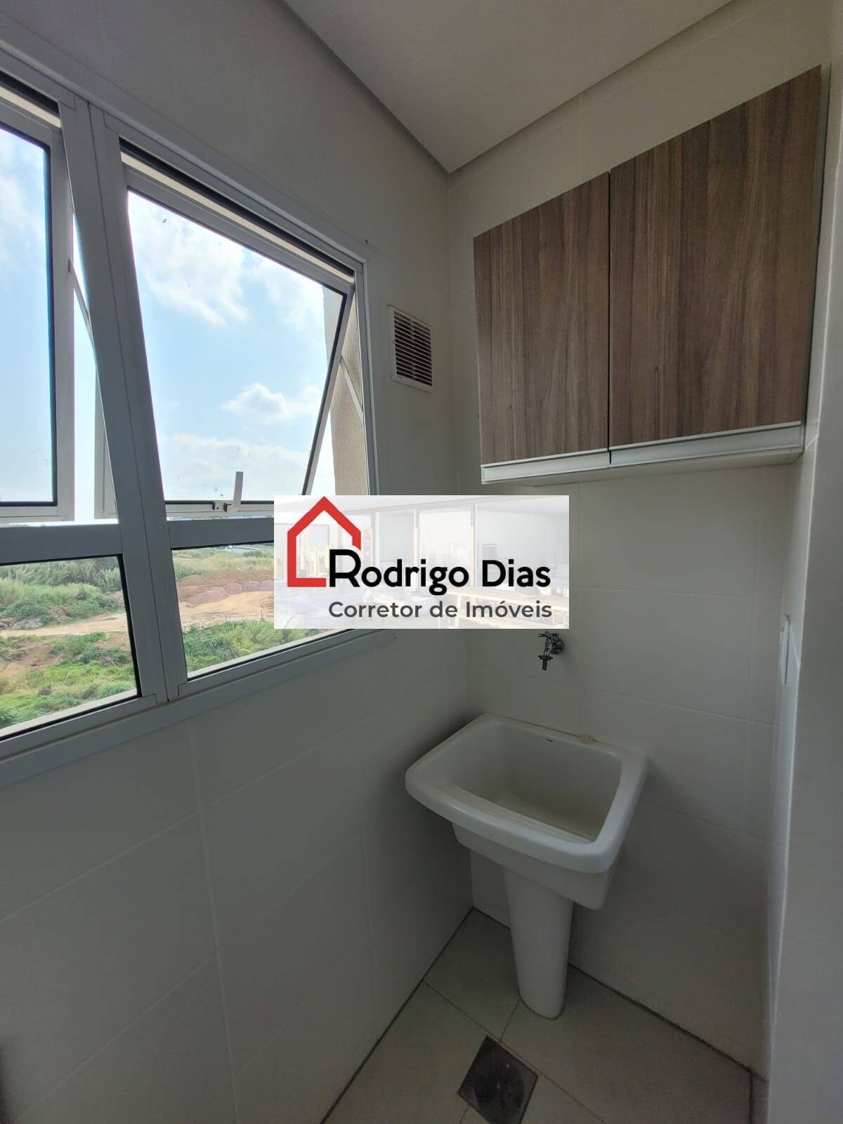 Apartamento à venda com 2 quartos, 60m² - Foto 17