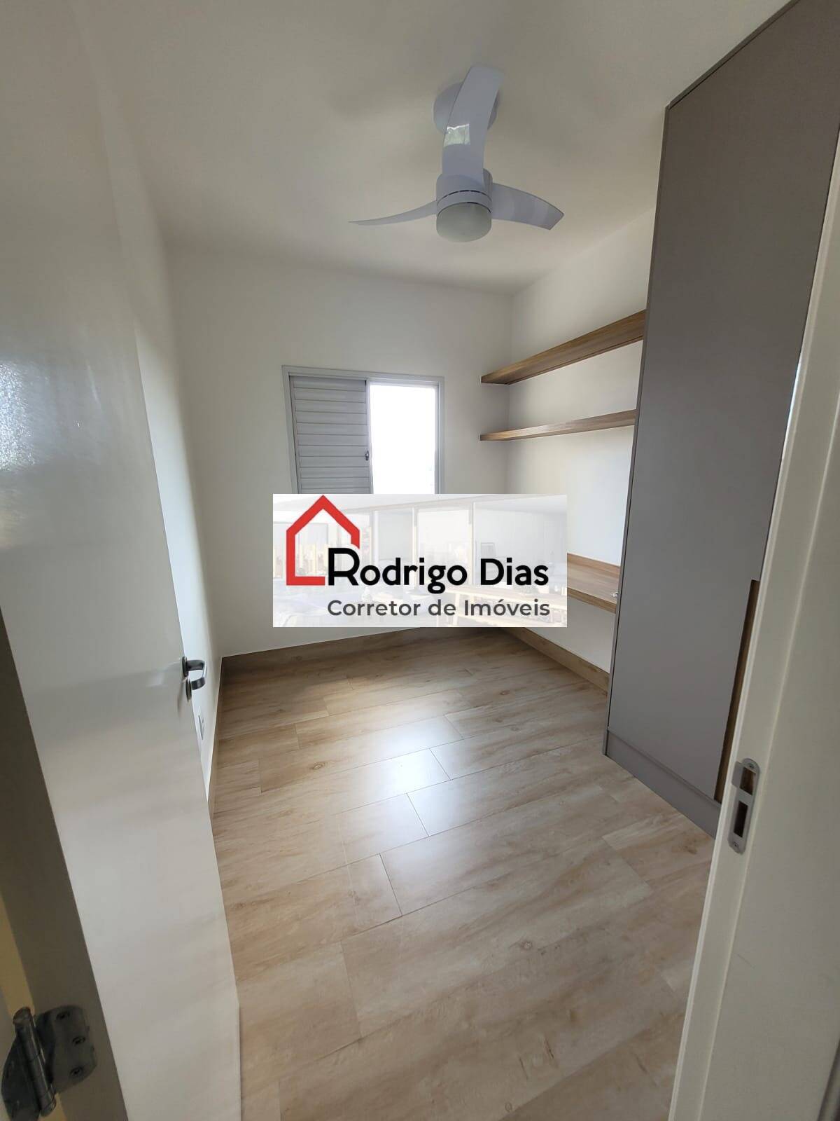 Apartamento à venda com 2 quartos, 60m² - Foto 19