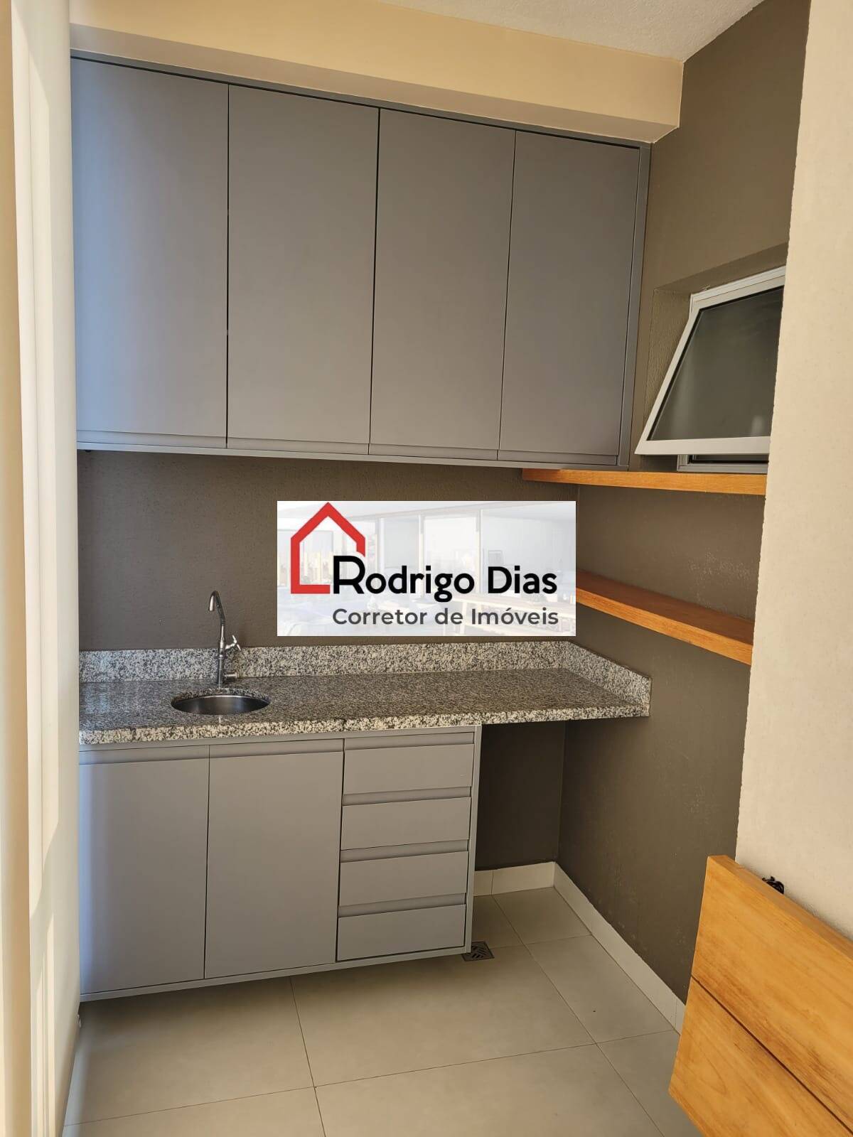 Apartamento à venda com 2 quartos, 60m² - Foto 1