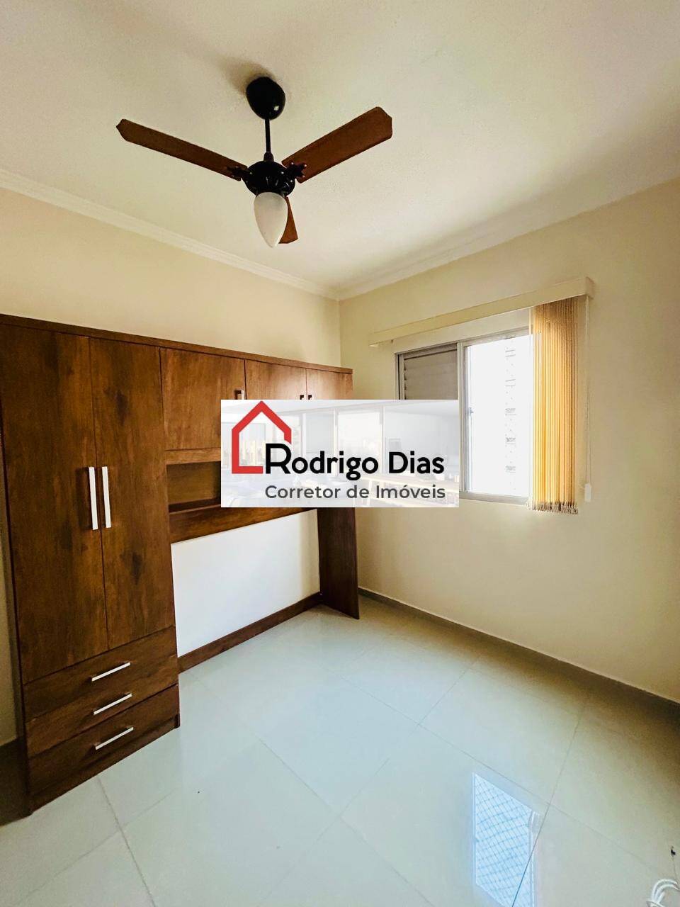 Apartamento para alugar com 2 quartos, 48m² - Foto 3