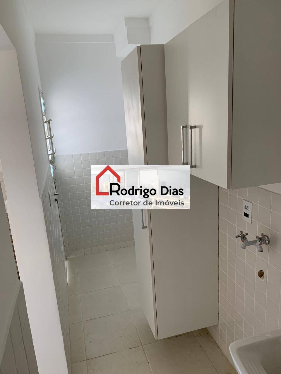 Casa de Condomínio para alugar com 3 quartos, 125m² - Foto 2