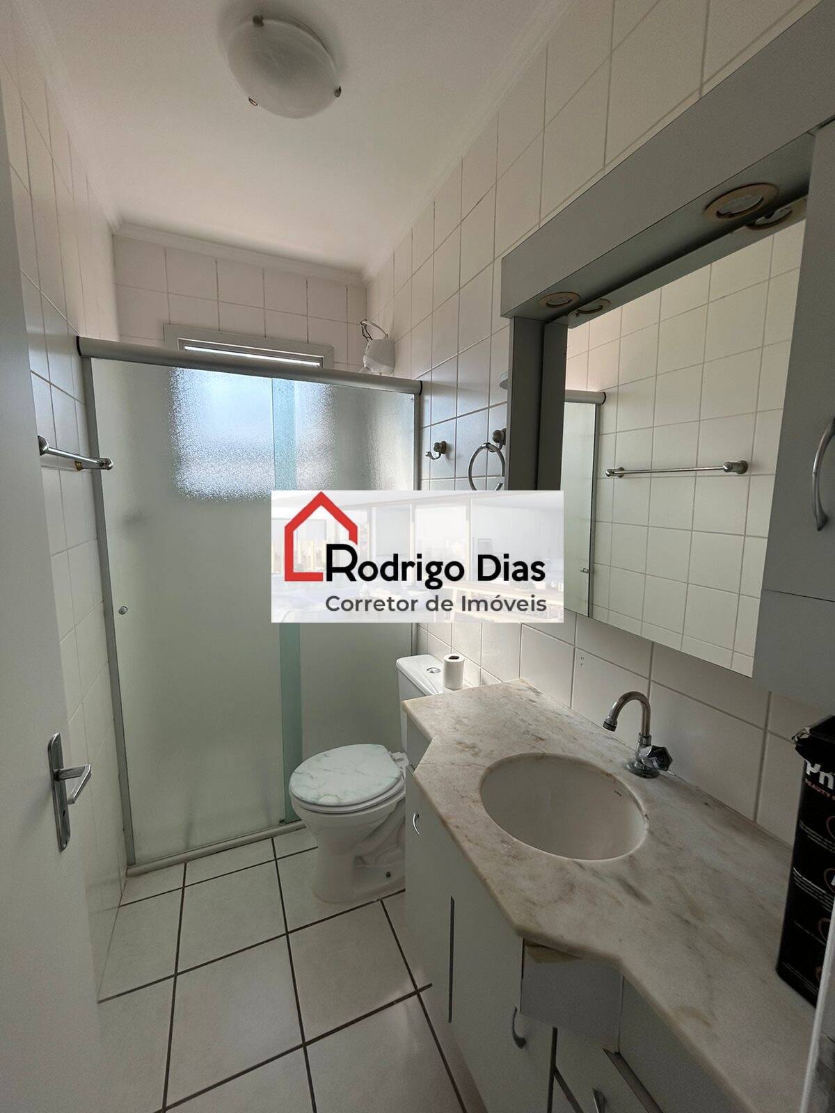 Apartamento para alugar com 2 quartos, 68m² - Foto 3