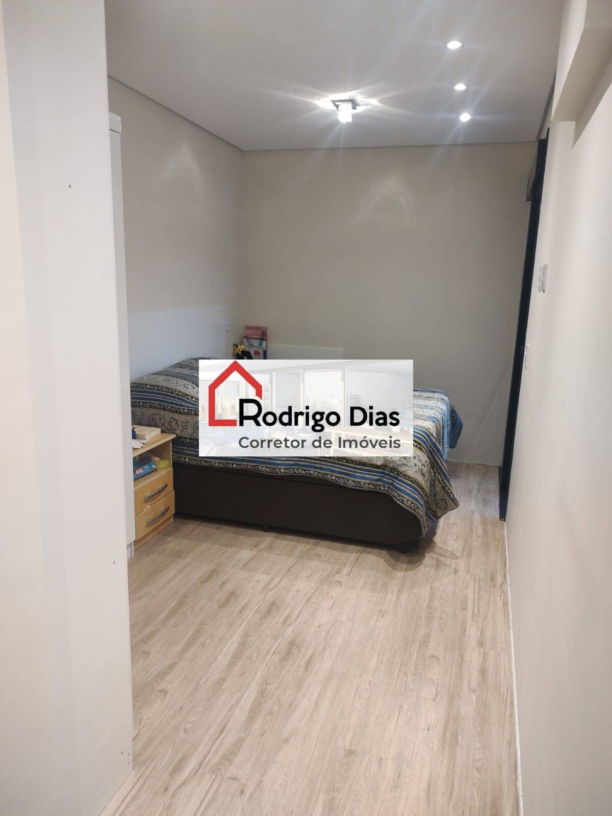 Apartamento à venda com 2 quartos, 64m² - Foto 7