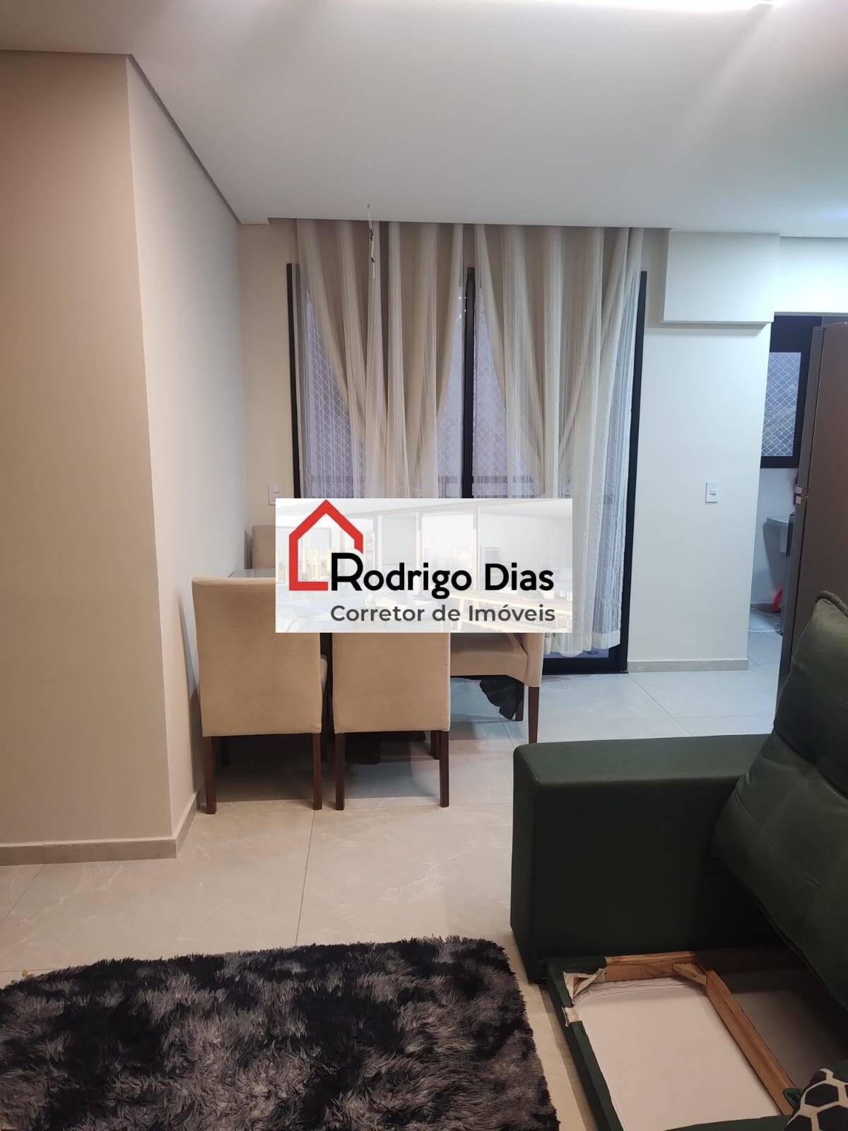 Apartamento à venda com 2 quartos, 64m² - Foto 4