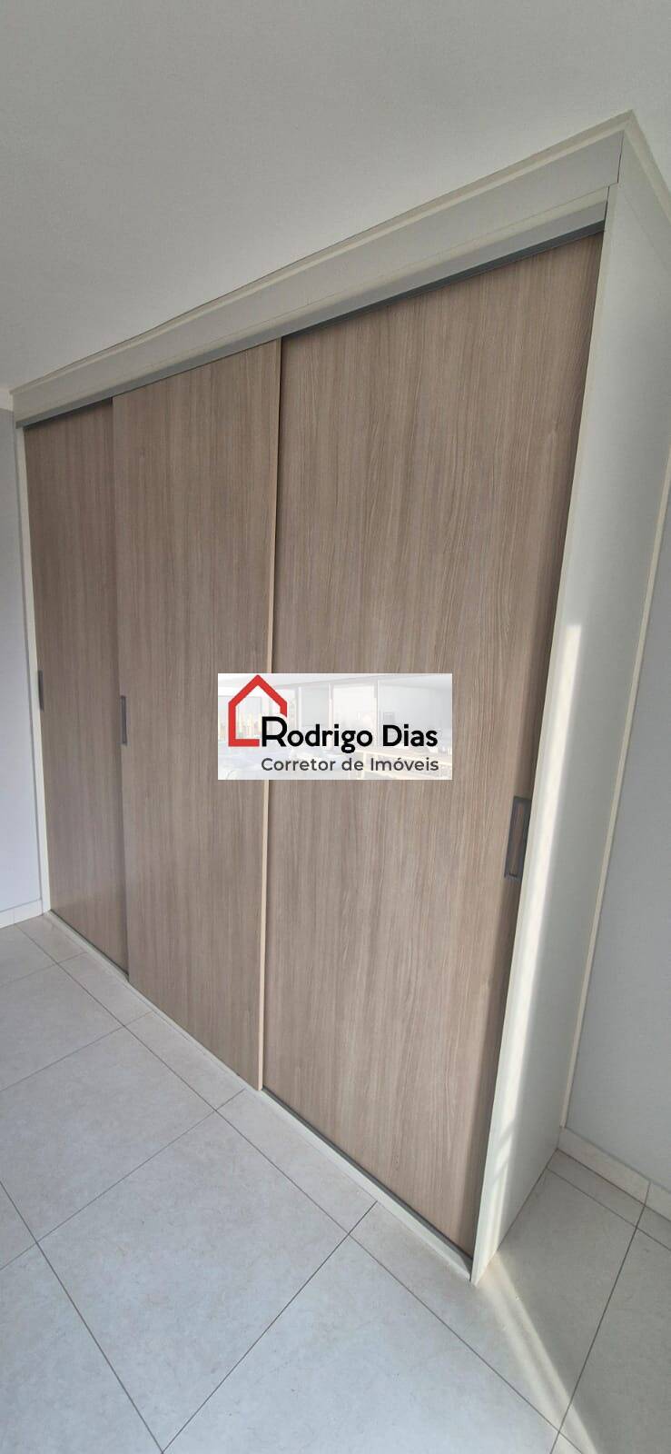 Apartamento para alugar com 2 quartos, 69m² - Foto 13