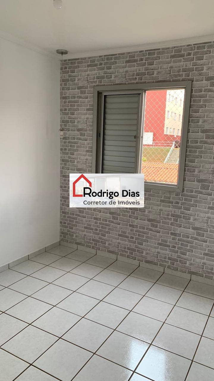 Apartamento para alugar com 2 quartos, 64m² - Foto 13