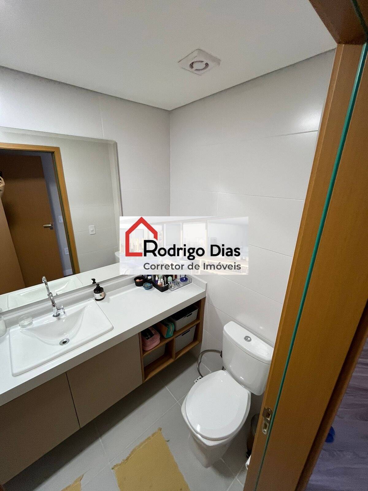 Apartamento para alugar com 3 quartos, 98m² - Foto 2