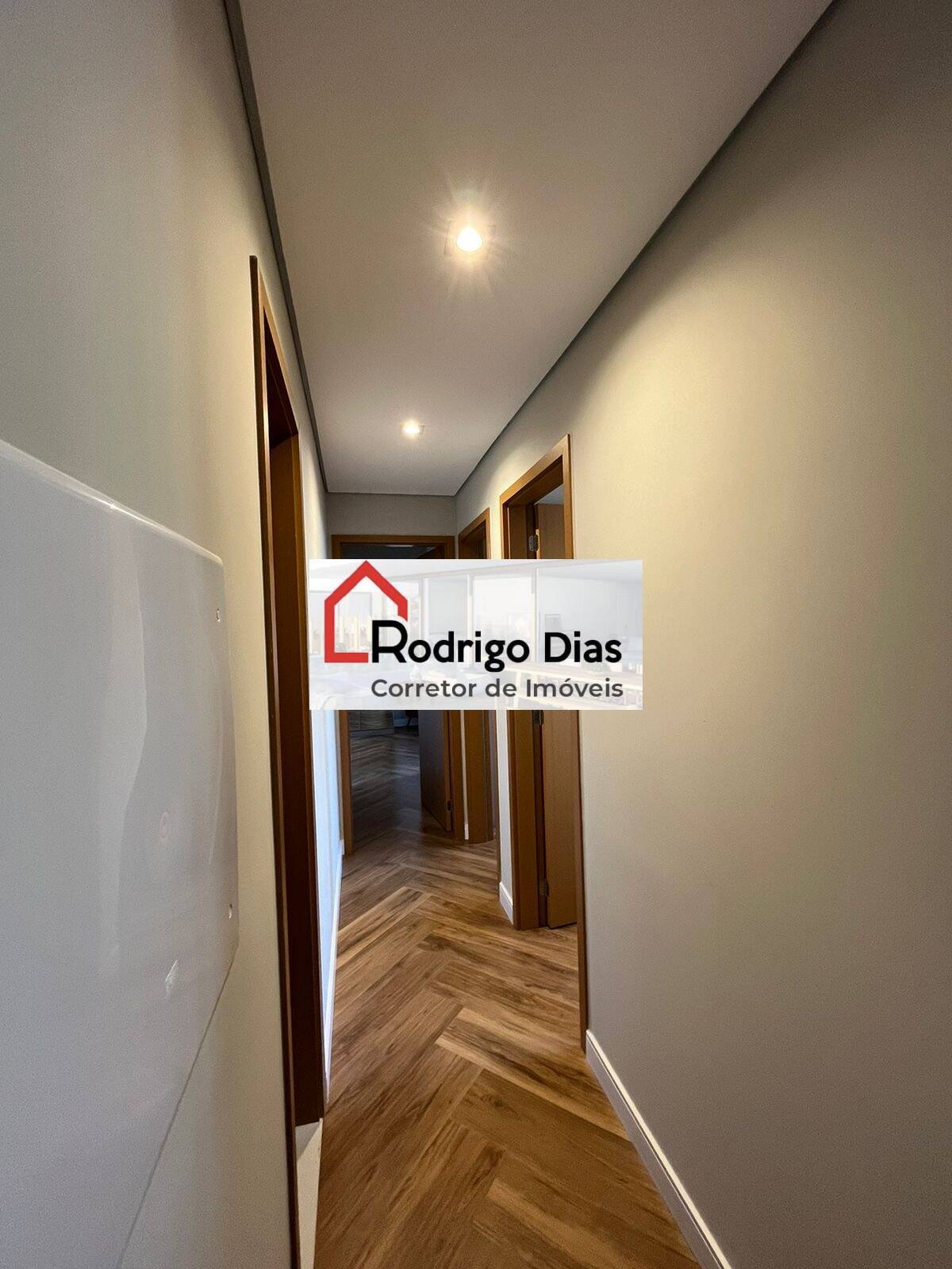 Apartamento para alugar com 3 quartos, 98m² - Foto 5