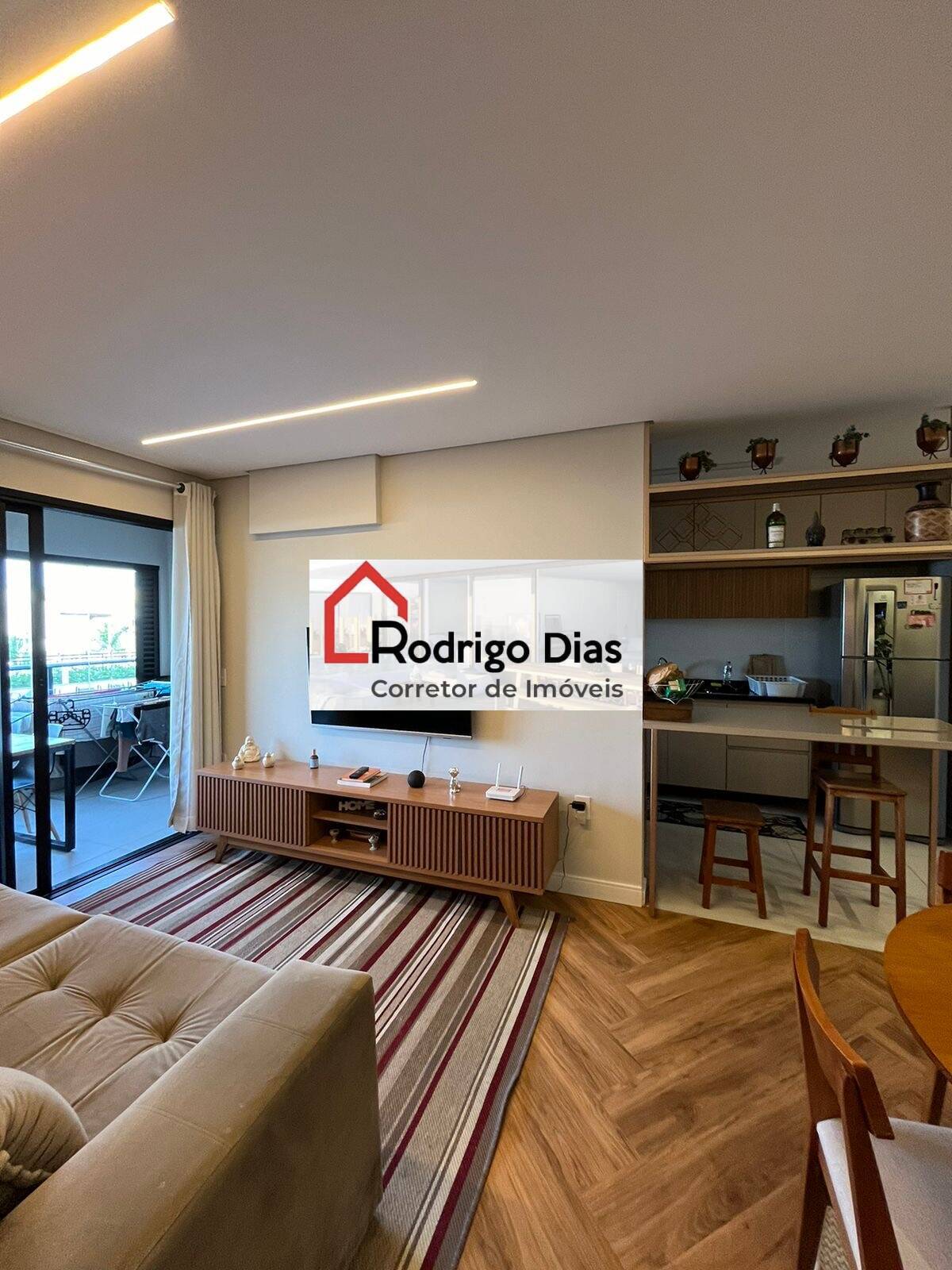 Apartamento para alugar com 3 quartos, 98m² - Foto 13