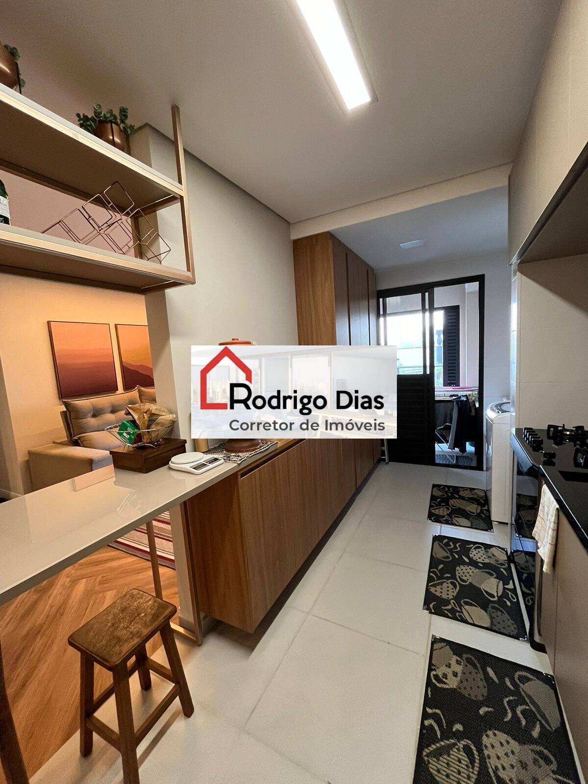 Apartamento para alugar com 3 quartos, 98m² - Foto 21