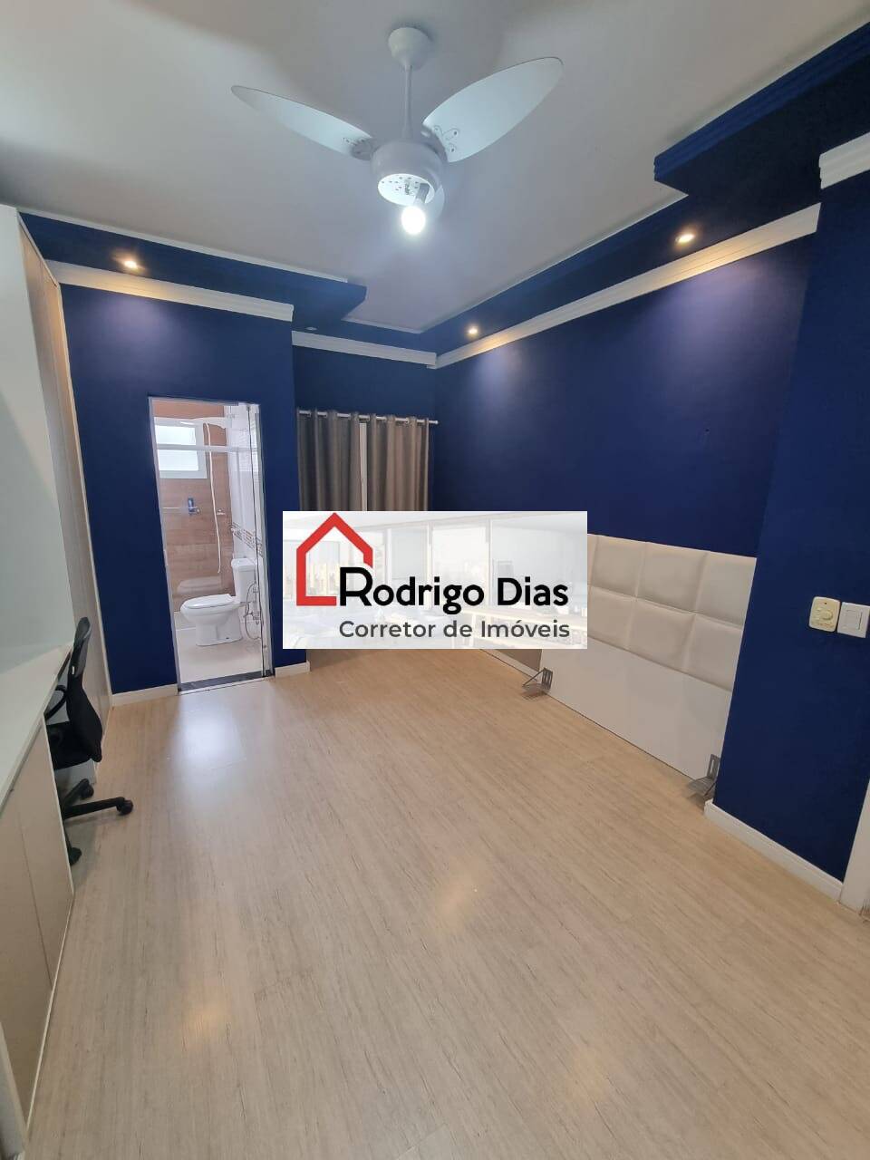 Casa para alugar com 4 quartos, 380m² - Foto 2