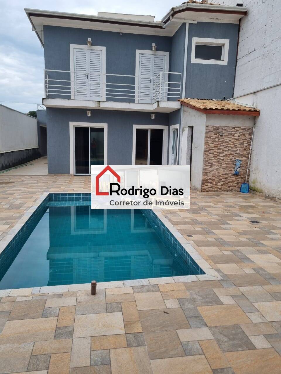 Casa para alugar com 4 quartos, 380m² - Foto 28