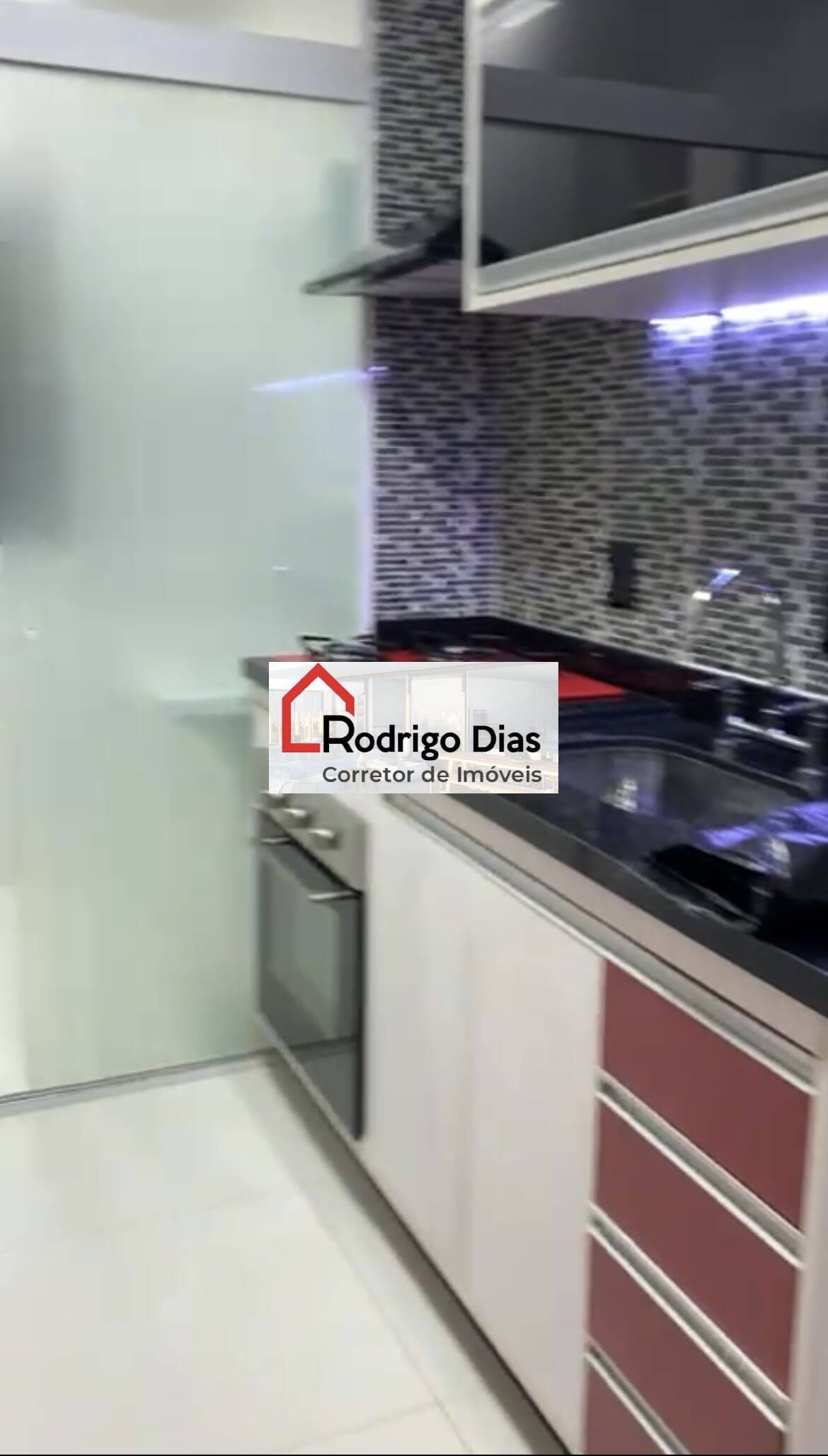 Apartamento à venda com 1 quarto, 54m² - Foto 16