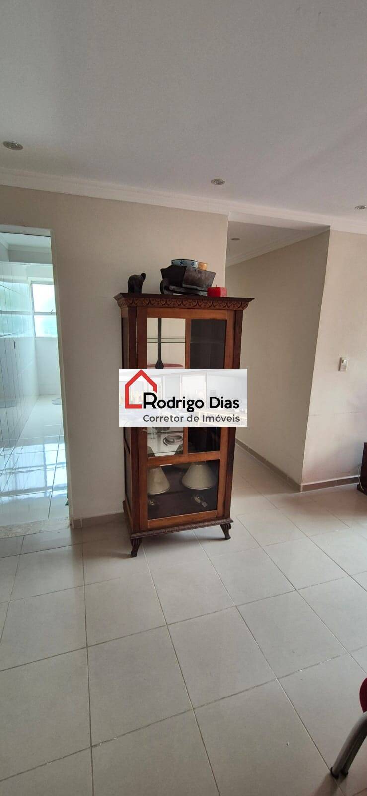 Apartamento para alugar com 2 quartos, 57m² - Foto 2