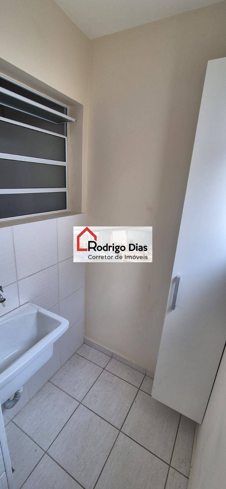 Apartamento para alugar com 2 quartos, 60m² - Foto 2