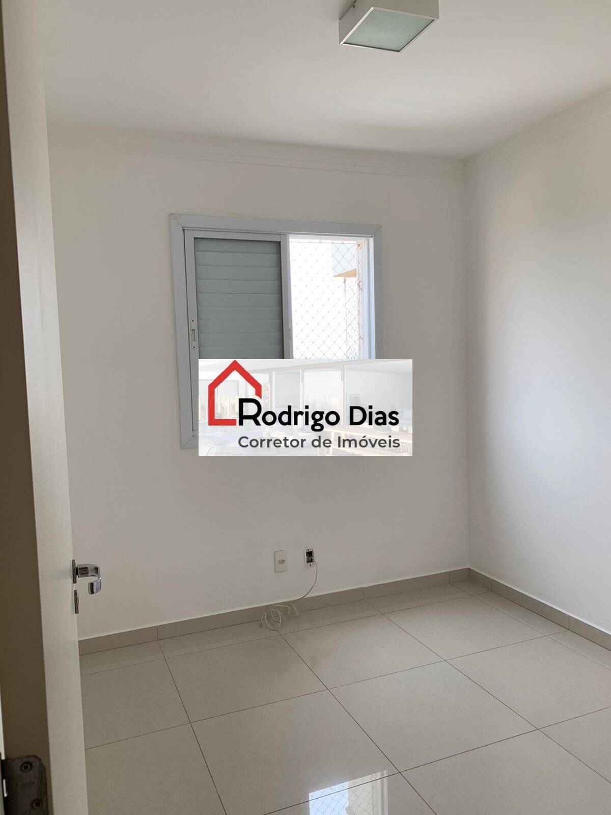 Apartamento para alugar com 3 quartos, 92m² - Foto 11