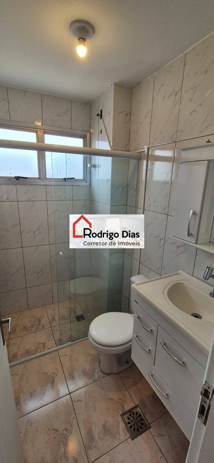 Apartamento para alugar com 2 quartos, 60m² - Foto 14