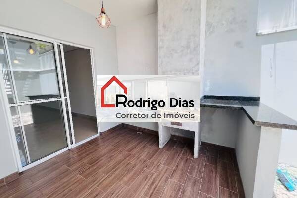 Casa de Condomínio para alugar com 3 quartos, 150m² - Foto 1