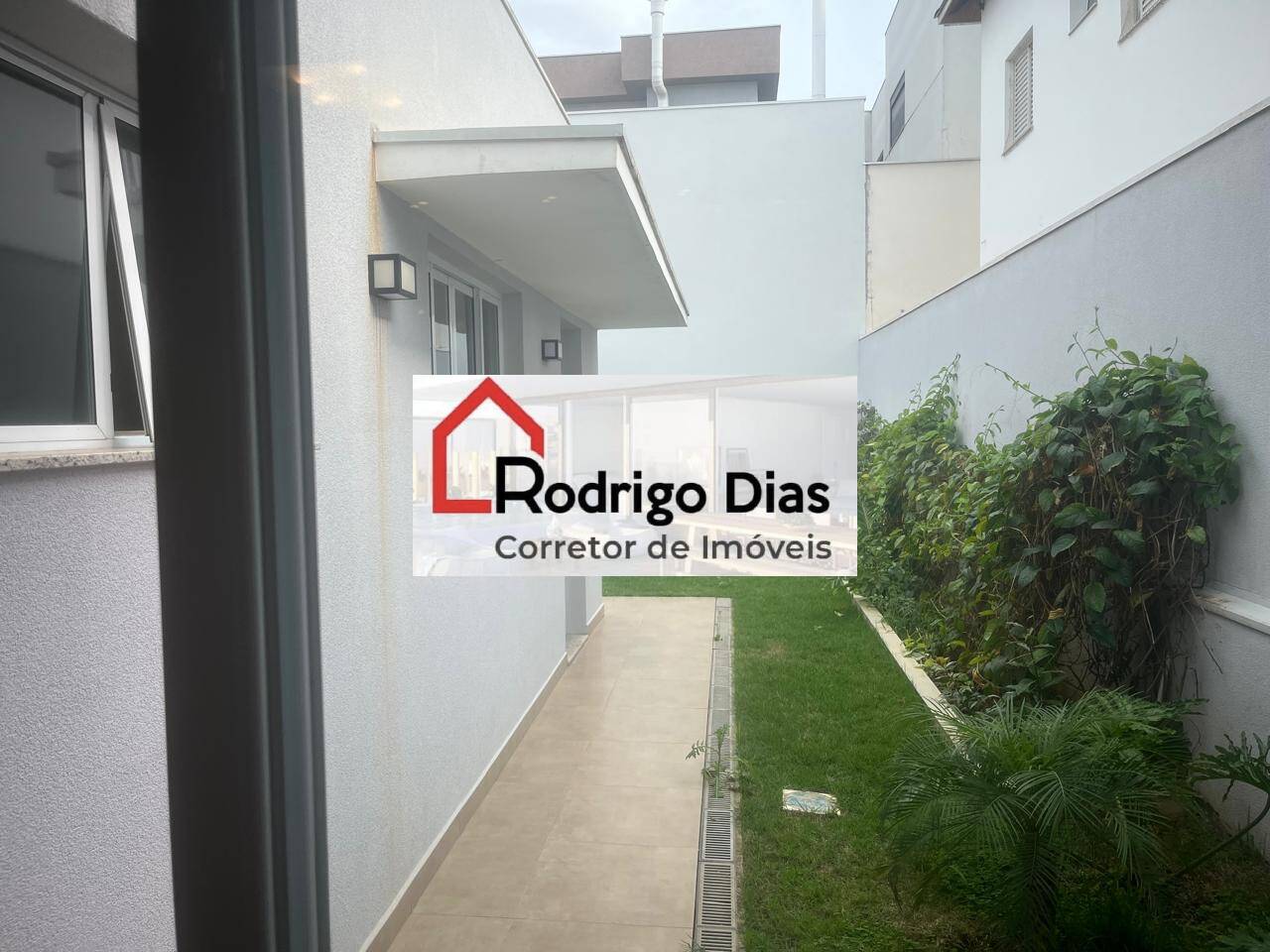 Casa de Condomínio para alugar com 3 quartos, 350m² - Foto 16