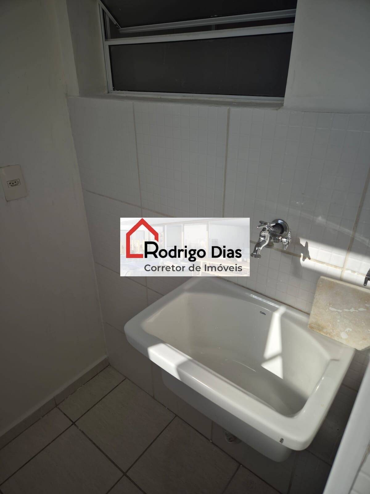 Apartamento para alugar com 2 quartos, 60m² - Foto 3