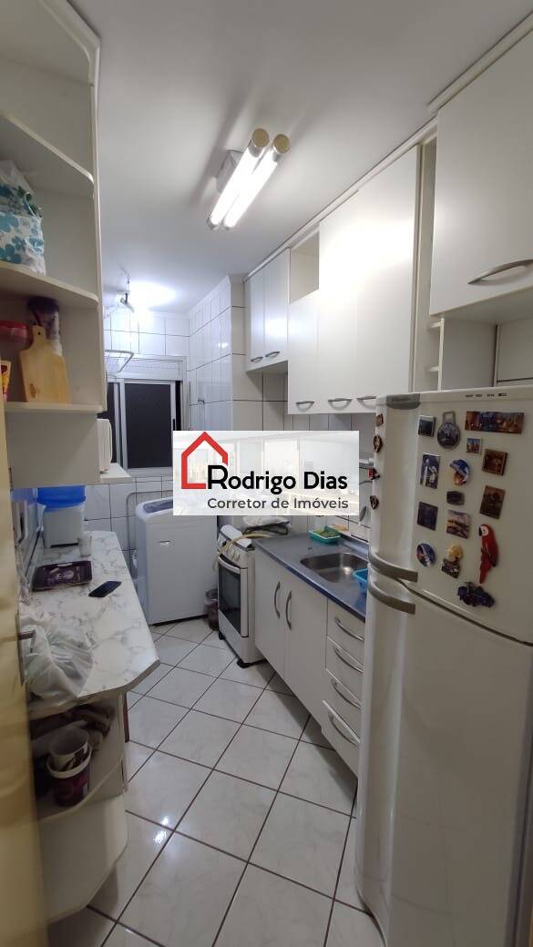 Apartamento para alugar com 2 quartos, 56m² - Foto 6