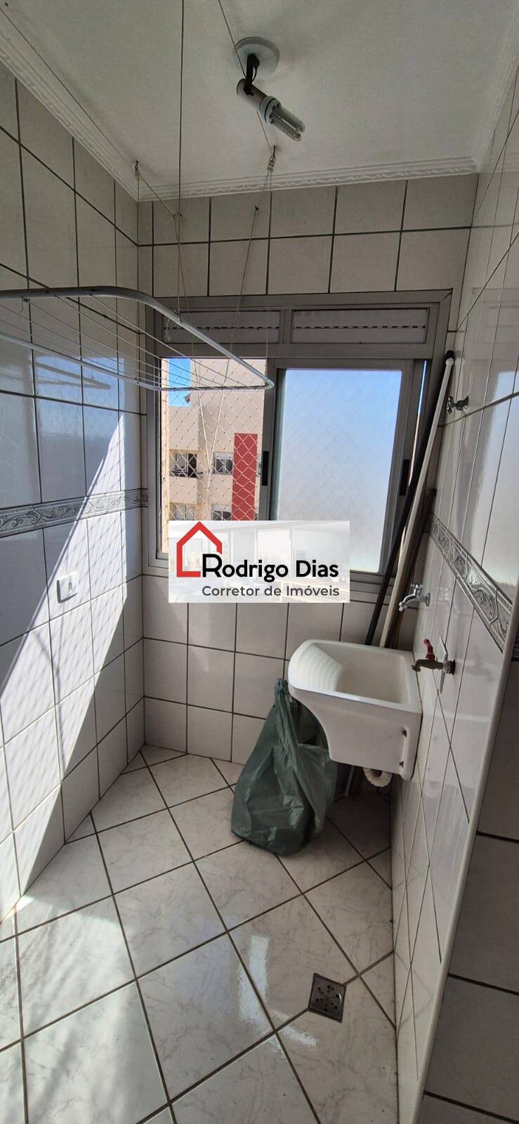 Apartamento para alugar com 2 quartos, 56m² - Foto 15