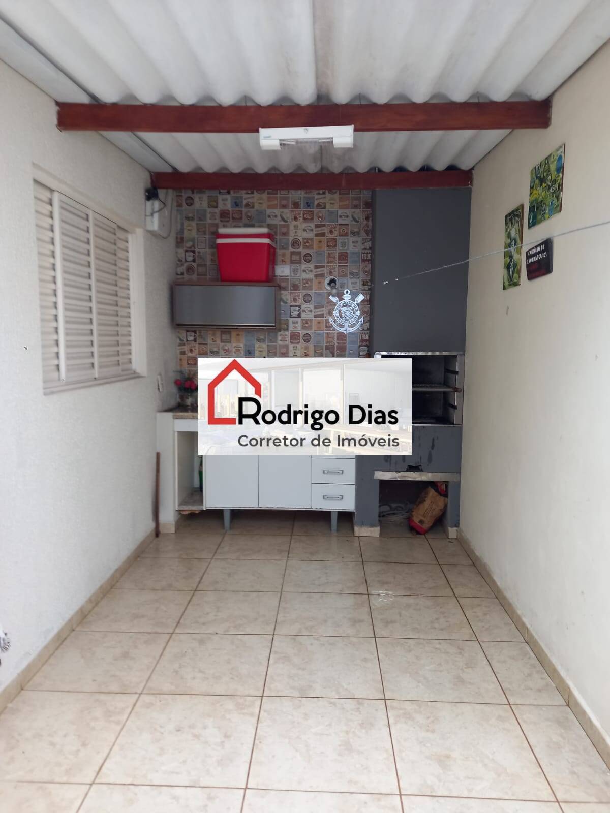 Casa à venda com 3 quartos, 115m² - Foto 2