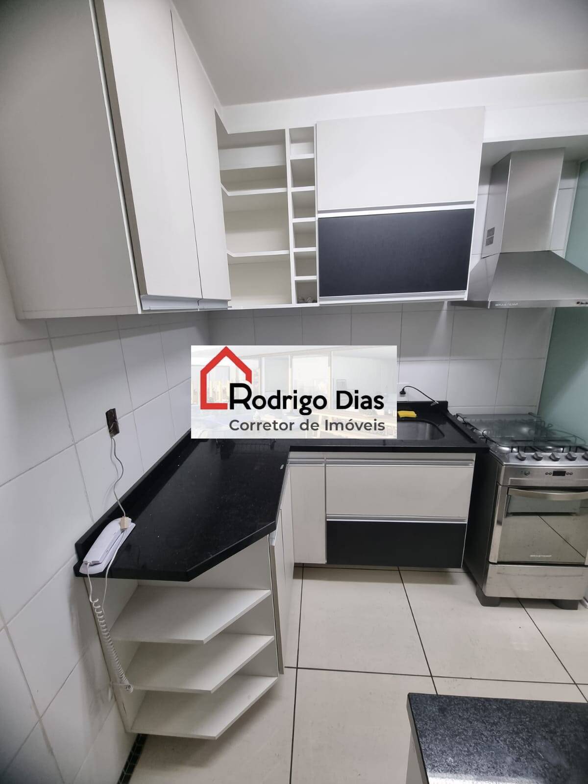 Apartamento para alugar com 2 quartos, 50m² - Foto 4